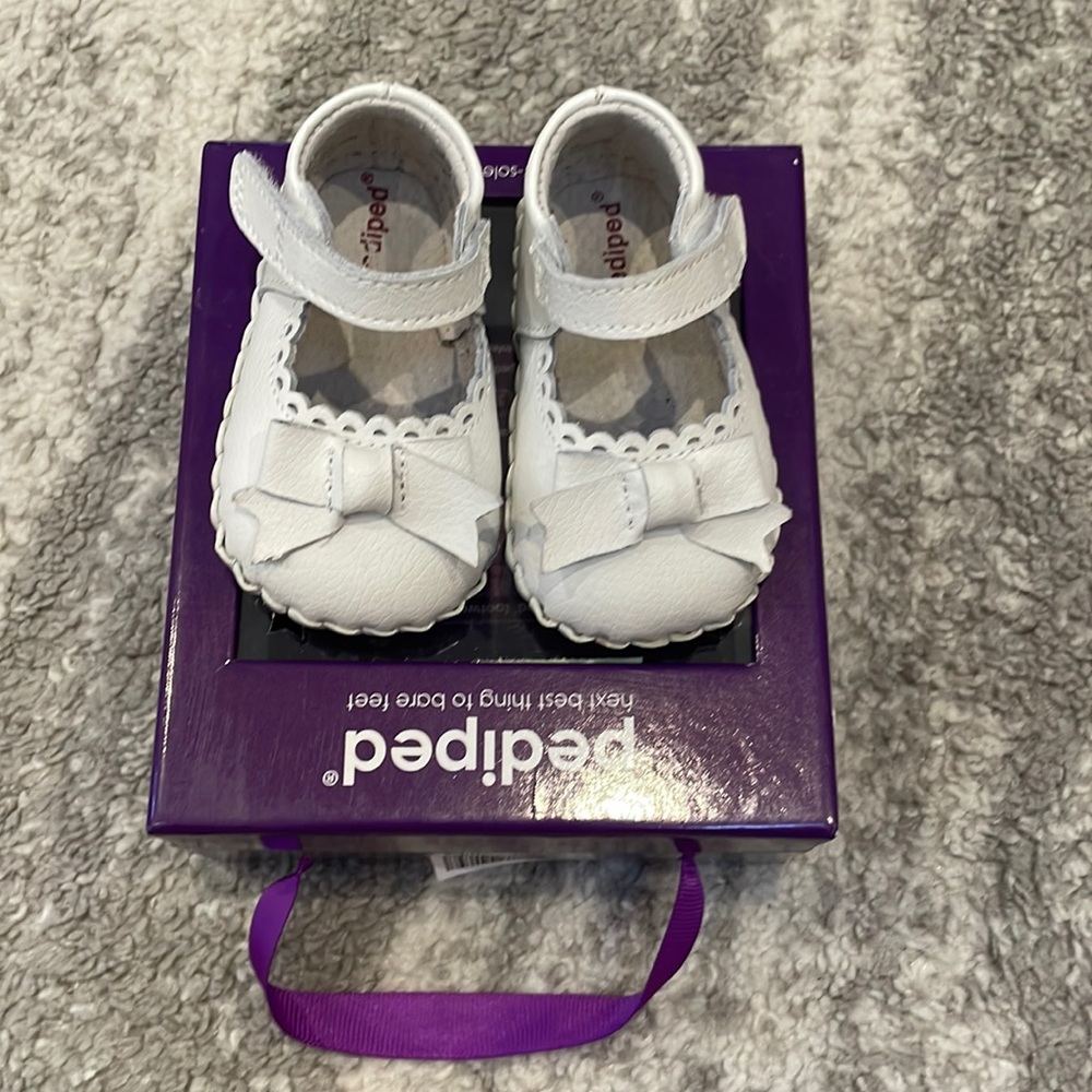 NWT Pediped Betty White Size 0-6 months (xsmall)